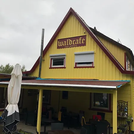 Gruppenhaus Waldcafe *